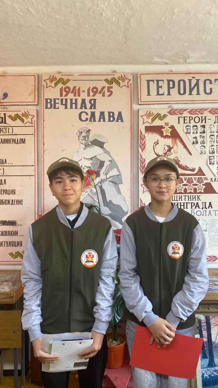 В историко-краеведческом музее МКОУ «Геметюбинская СОШ им.Амангишиевой З.Т.» прошла встреча с активистами ТОКС Моллаевым Шихсолтаном и Закарьяевой Элизой..